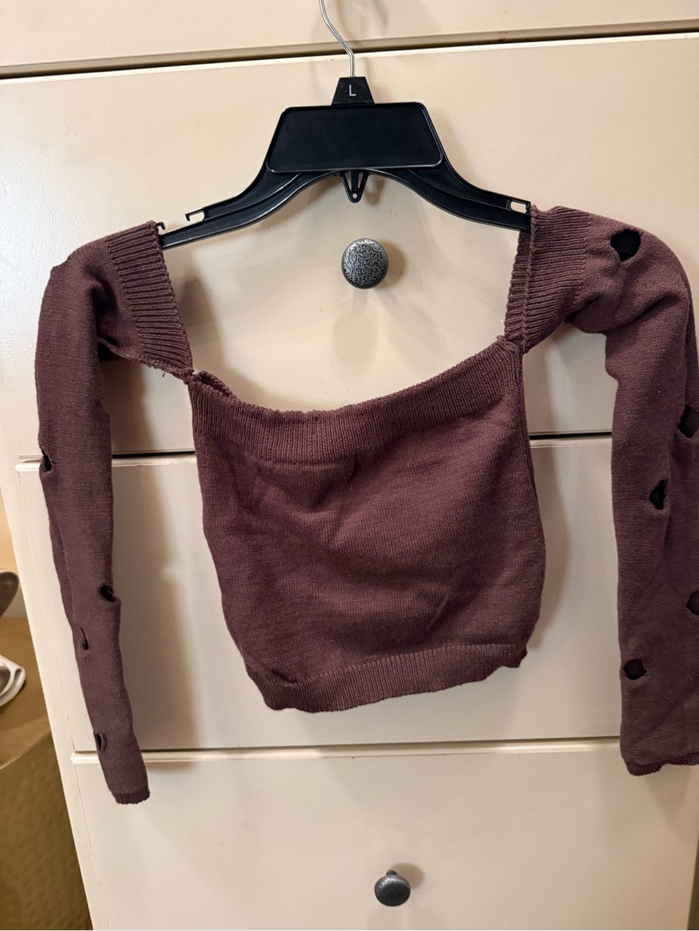 PrettyLittleThing Mauve-Brown Off-Shoulder Cutout Sleeve Sweater